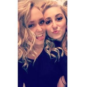 Meet your Posher, Holly